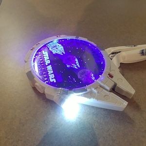 DISNEY Star Wars Galaxy's Edge Millennium Falcon